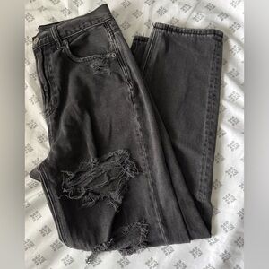 American Eagle Distressed Mom Jean